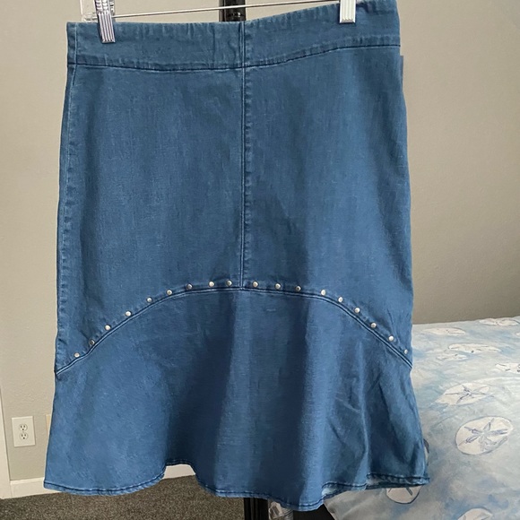 Studded Denim Skirt Reba - Picture 2 of 14